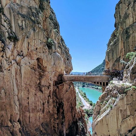 Higueron Hotel Curio Collection By Hilton (Adults Only) Fuengirola Zewnętrze zdjęcie The gorge of the Siagne river