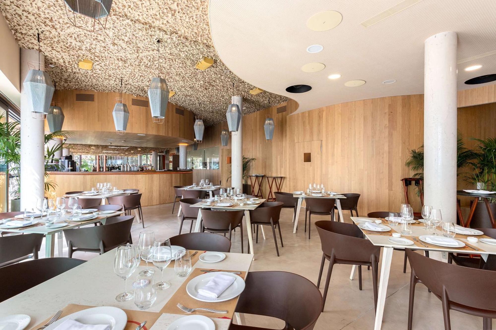 Higueron Hotel Curio Collection By Hilton (Adults Only) Fuengirola Zewnętrze zdjęcie Restaurant interior