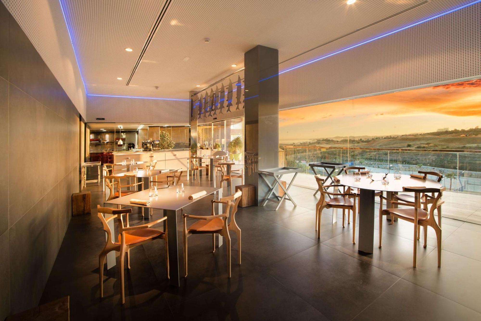 Higueron Hotel Curio Collection By Hilton (Adults Only) Fuengirola Zewnętrze zdjęcie The restaurant